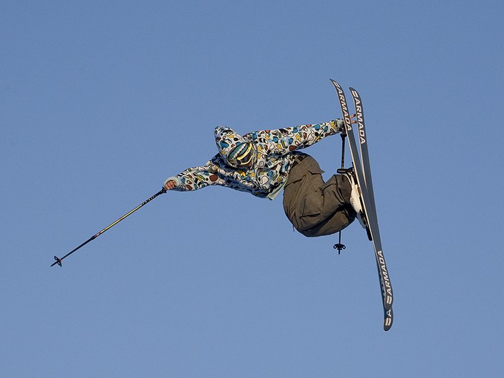 En av de stilfullaste åkarna, både på banan och. Foto: Jörgen Nilsson. Åkare: T J Schiller.