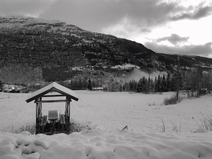 Stengt i kveld og i morgen tidlig
På grunn av reg.