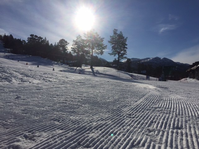 30. mars
Ny dag, ny snø og fantastisk vær..