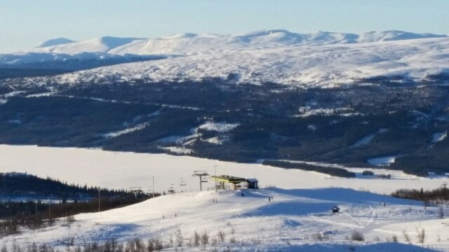 Beitostølen skiheiser 
Fin oversikt ned mot Ola E.