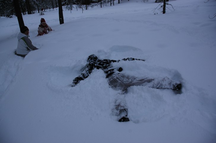 snö ängel på fel håll.