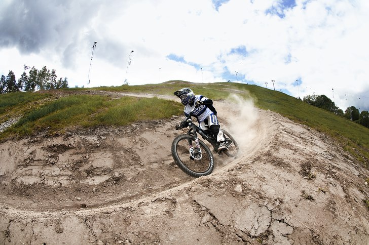 premieren i ekans nya downhill bana. Foto: Hugo Ljungquist.