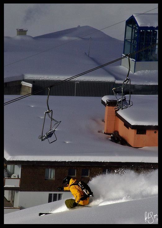 efter några dagars snöande kom äntligen solen t. Foto: Rob Hamilton-Smith. Åkare: sunken jr.