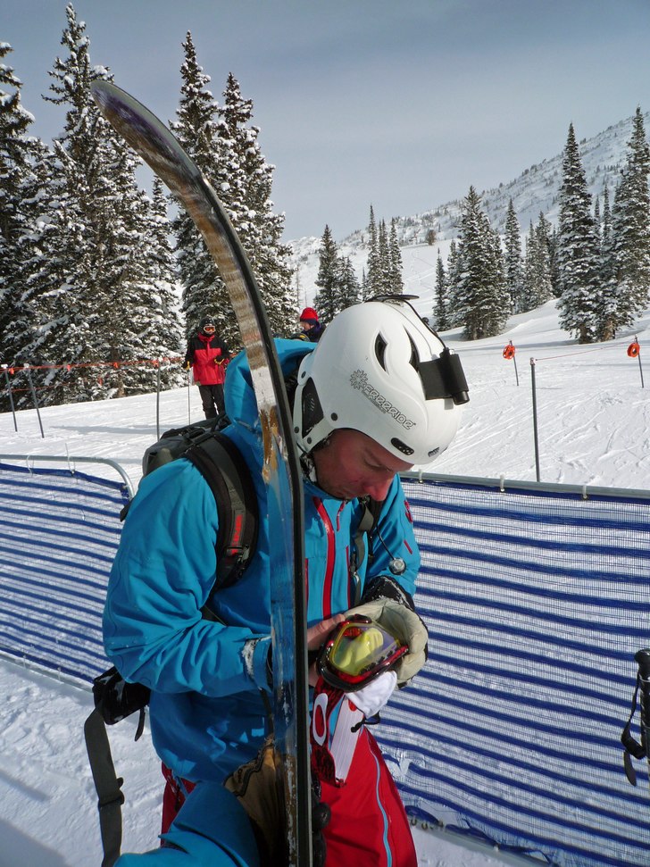 Hårdåkning.....kan sluta med en ny rocker!!, lå. Foto: Robert Hortlund. Åkare: Henrik "Henke" Liljeqvist.