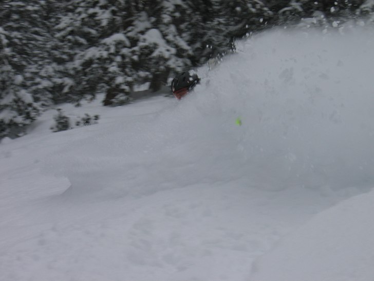 Ganska mycket puder, behovde dock aldrig snorkeln.. Foto: Andreas svensson. Åkare: Per Magnusson.