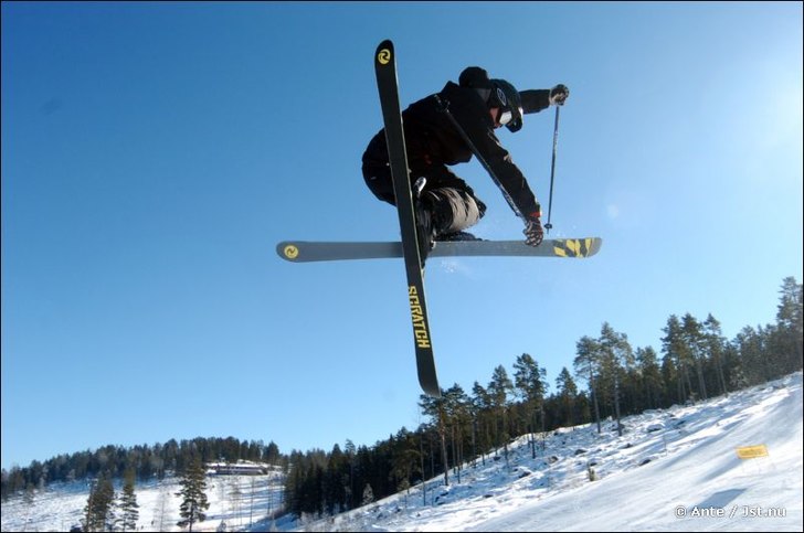 Foto: Andreas Fransson. Åkare: Nicke Andersson.
