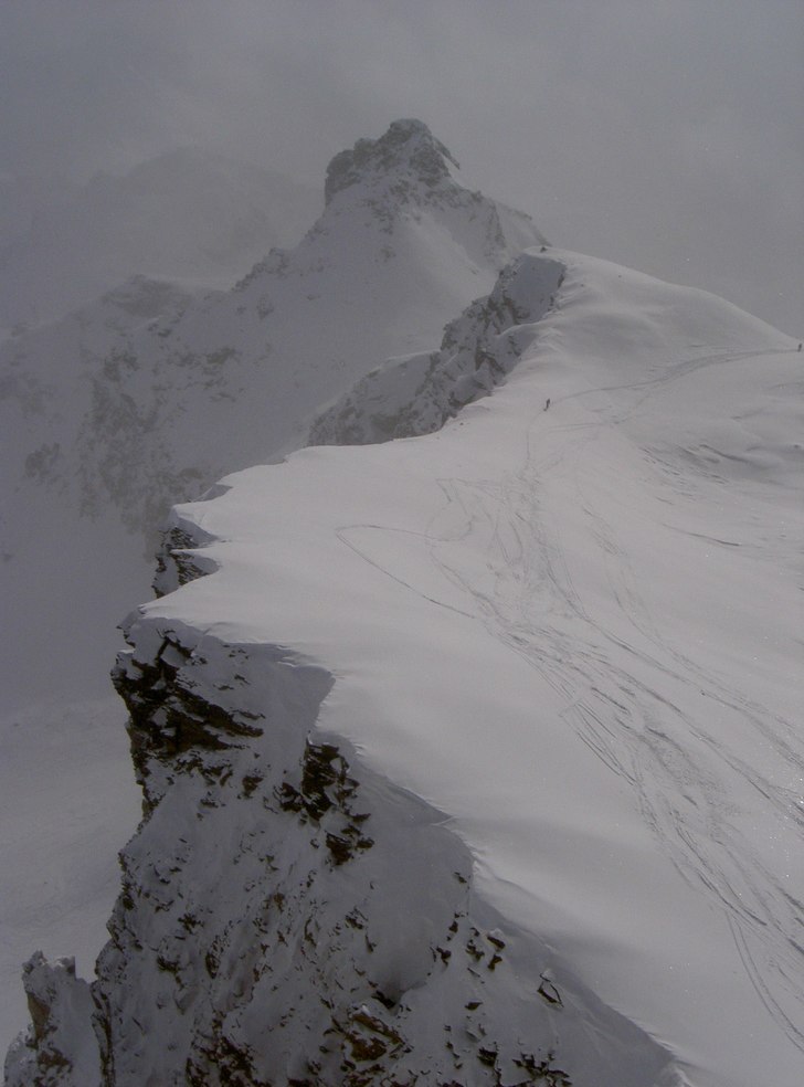 Vacker och dramatiskt formation i läckert ljus av. Foto: Josua Edin-Markskog.