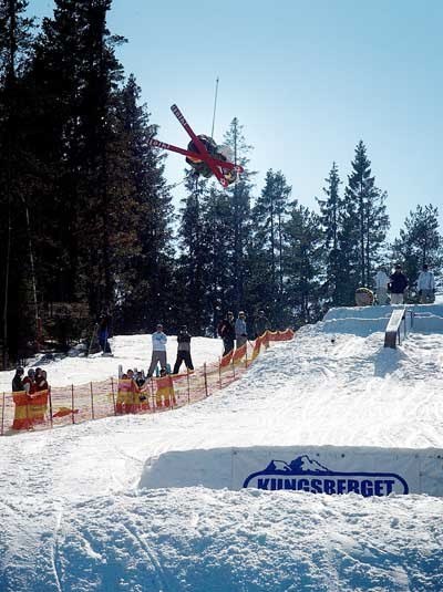 skutt. Foto: Tobias Ivarsson. Åkare: Andreas Sundell.