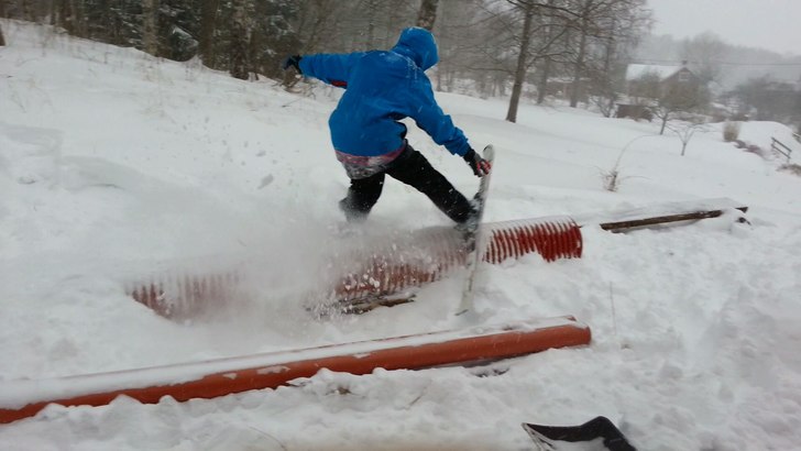 Gjorde en setup med lite rör idag vid stugan, fö. Foto: Wilmer Forsgren. Åkare: Oscar Karlsson.
