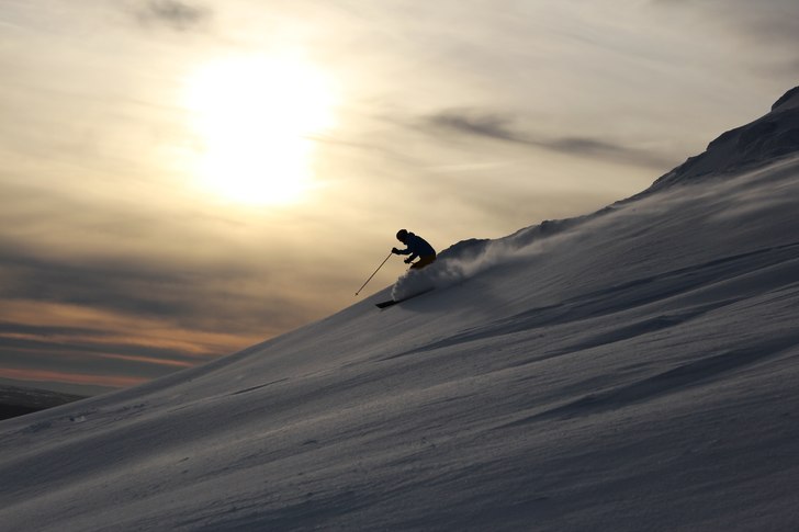 Dagens sista åk vid sidan om pisten!. Foto: Kenneth Elinder. Åkare: Eric Elinder.