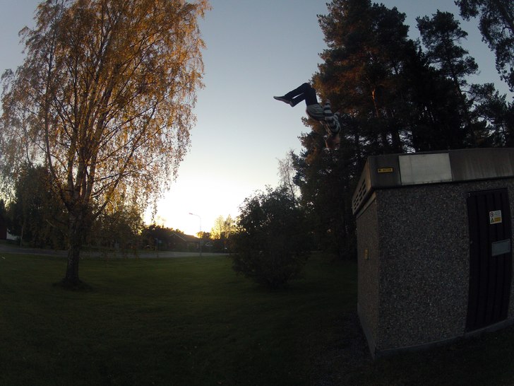 Gainer från ett elskåp. Foto: alexander figaro. Åkare: viktor olofsson.