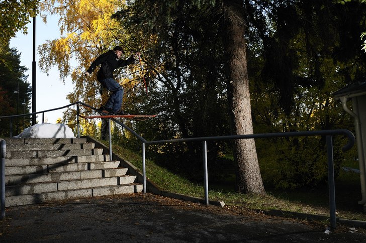 website: http://thomascharry.free.fr
 http//thoma. Foto: Thomas Charry. Åkare: Martin Tunlind.