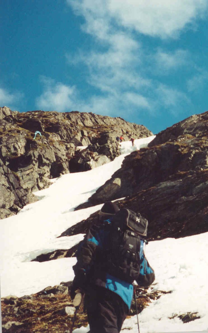 Åpningshelgen i Stryn sommeren 2002. Halveis ned . Foto: Elisabeth Eiternes.