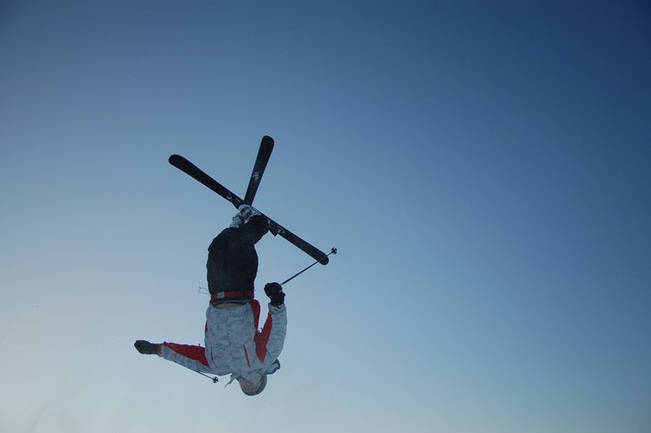 Kroniz gör en fet Backflip ! =). Foto: Daniel Eriksson. Åkare: Christoffer Andersers.