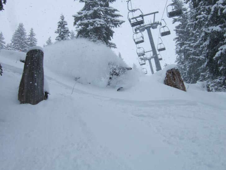 Snorklar i Sonnenkopf. Foto: Leo Alsved. Åkare: Tim Eriksson.