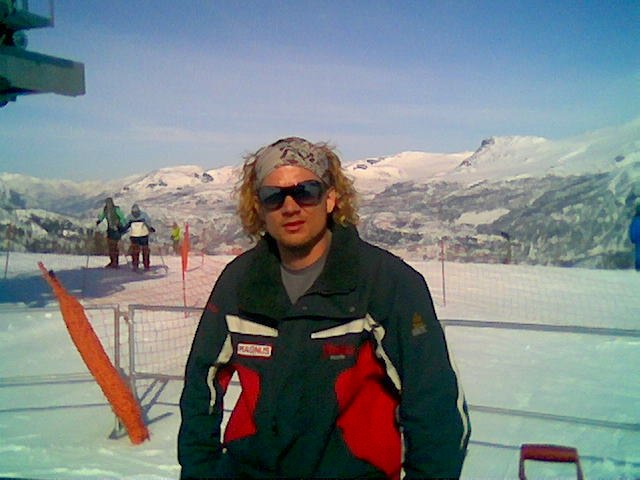 Eskil på jobbet. Foto: Jag. Åkare: Eskil.