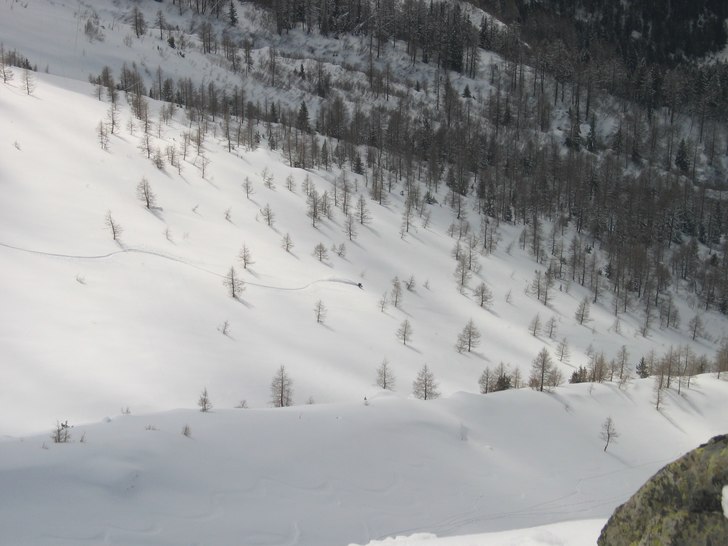 Väldigt trevlig åkning på norra sidan av dalen.. Foto: Johan Jonsson. Åkare: Magnus Nyström.