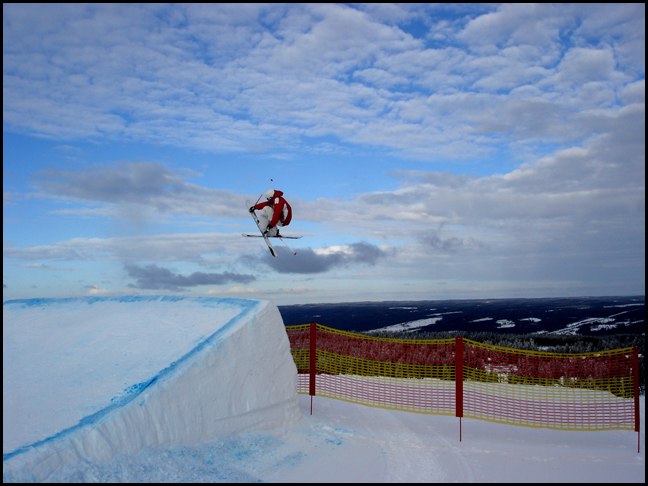 switchsjutjugomute... Foto: Simon Delér. Åkare: Sebastian Delér.