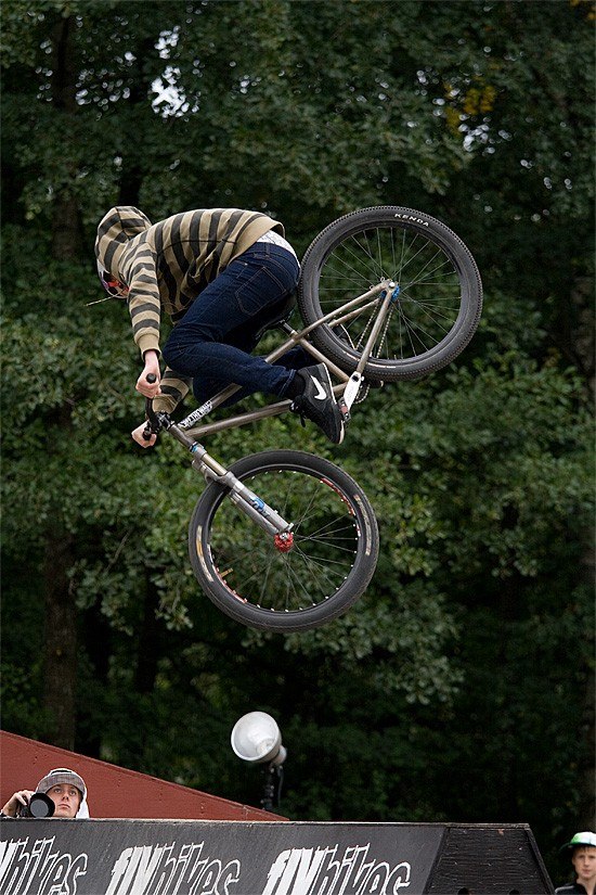 360 spine. Foto: Kennet. Åkare: Emil Thelander.