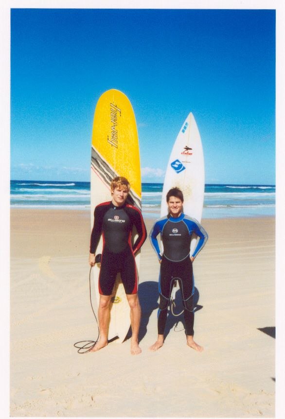 Surfing Aussie with a longboard.. Foto: Johan Svensson. Åkare: Johan Svensson.