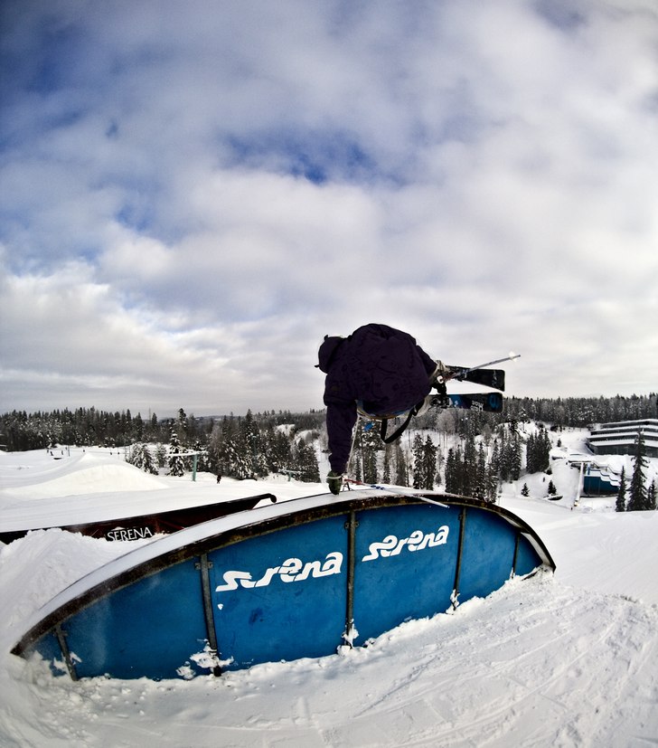 Foto: Anton Tevajärvi. Åkare: Niklas Lundberg.