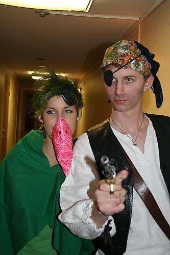 Pirat fest!!! Jag är då PAPEGOJA!. Foto: Liiiisa. Åkare: Jag & Lill Johan.