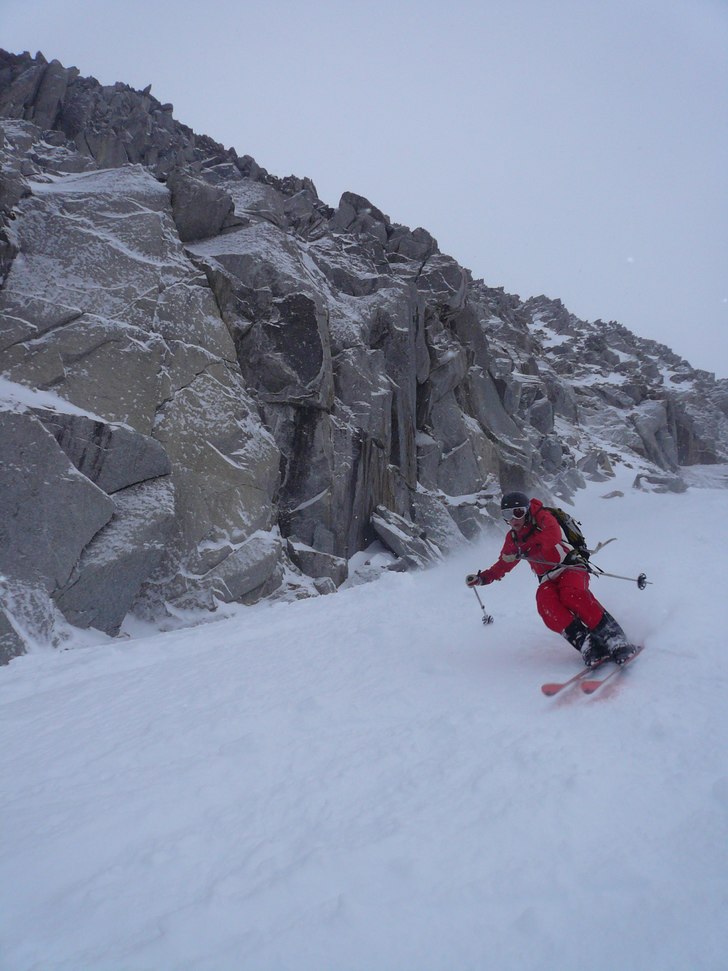 Dagen till ära har Jacob fått på sig ett par sl. Foto: Joakim Johansson. Åkare: Jacob Hasslow.