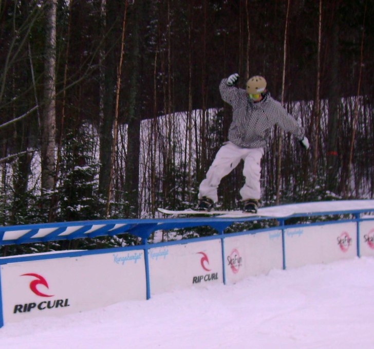 fejki ;) haha så kast. Foto: BL. Åkare: Daniel Lindberg.