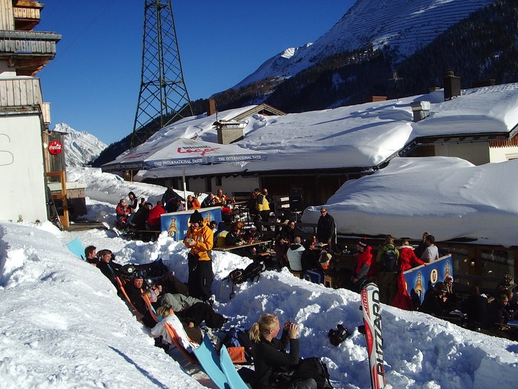 Lapa lite sol, fylla på "vätske"reserv. Foto: ?.