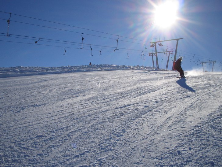 KÃ¶r fakie i HÃ¶gis.


. Foto: Farsan. Åkare: Jag.