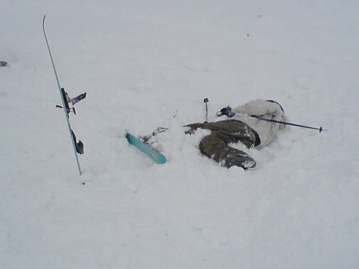 Take him to the hospital. Foto: Isabel Erlingson. Åkare: Ska han nämnas?.