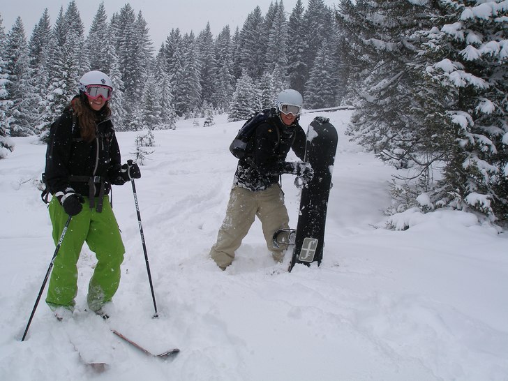 Jag och systerns kompis på tillbakavägen från m. Foto: Carolina Jarl. Åkare: Jag och syrrans kompis.