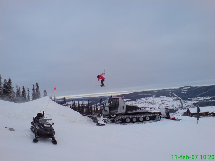 Åkare: Daniel Racas.