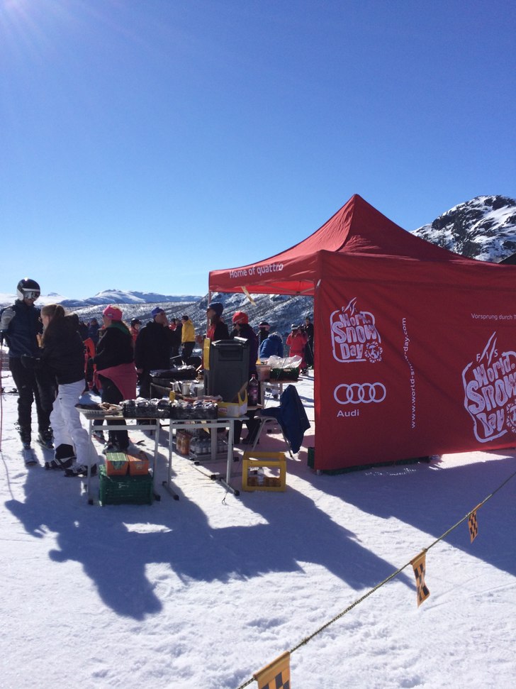 ???? påskerenn i fjelheisen.
.