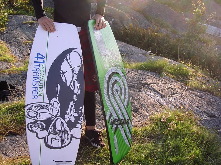 min och två kompisras wakeskates. Foto: jag. Åkare: ingen.