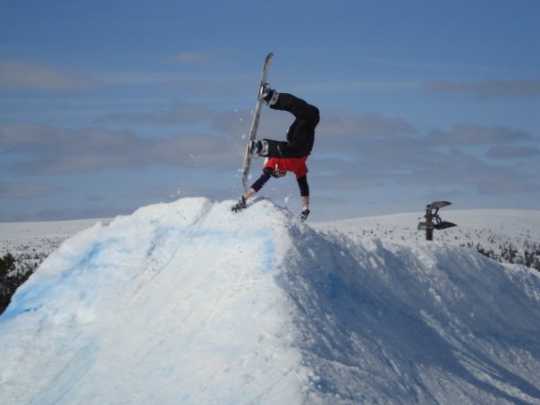 Foto: Jonas Bäck. Åkare: Pontus Elg.