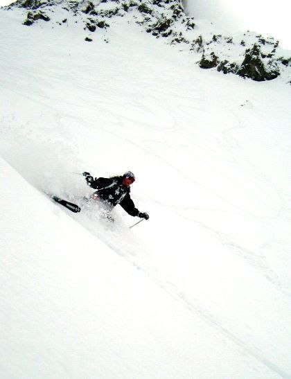 På väg ner mot Tabucskogen. Foto: Petteri Koste. Åkare: Ulrika Looser.