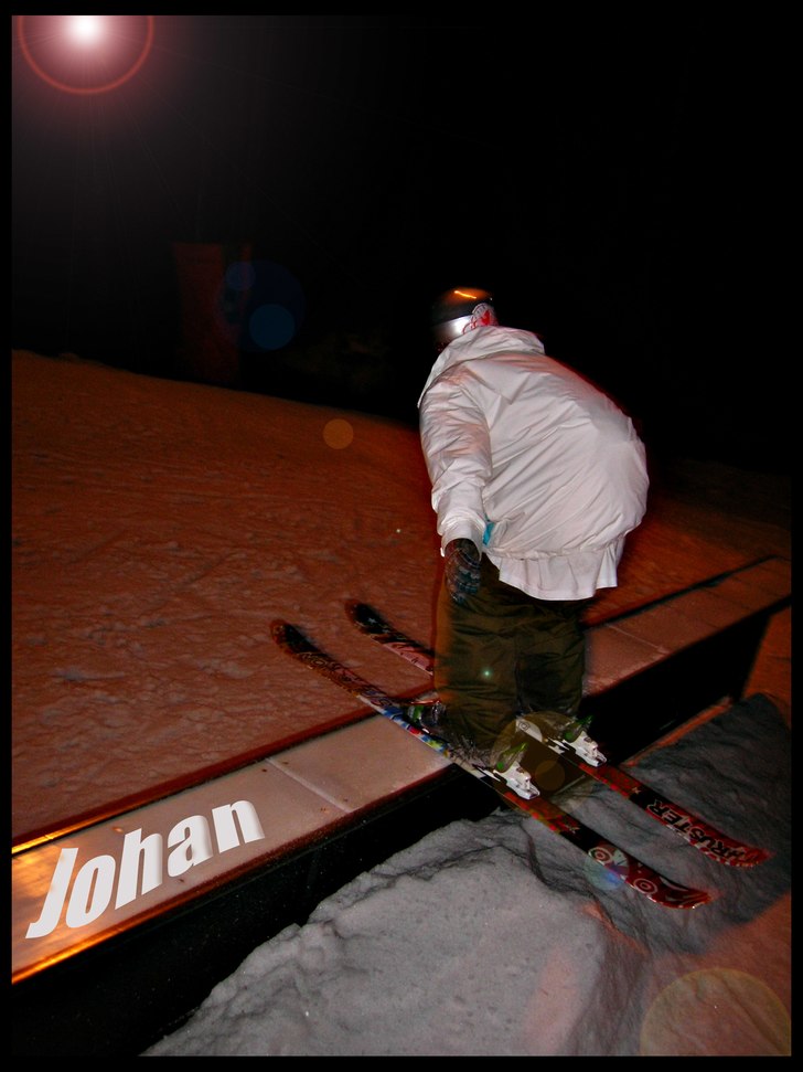 Foto: Anton. Åkare: jag.