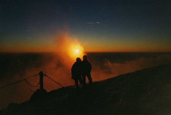 Solnedgång.. Foto: peter Andersson. Åkare: Johan Snygg, Danne Forsgren.