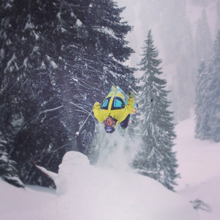 En bra dag i skogen på hemlig ort. Foto: Alexander Björk. Åkare: Oskar Holmblad.