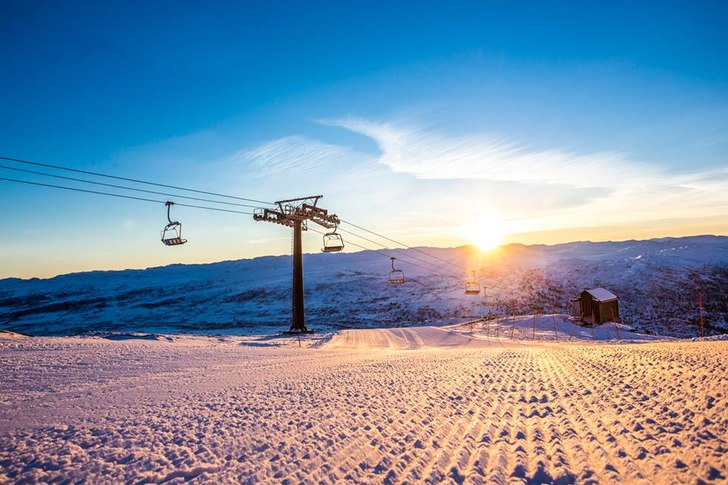 Mandag 
Hei alle- i dag har vi en flott dag selv o.