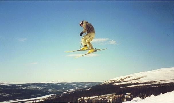 Snowboardparken i Bräcke. Foto: Patrik Durfors. Åkare: Goram Norlign.