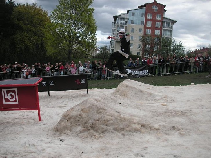 eeeh. aaa, rail not jail\' kumla! valborg (so. Foto: eleonor hjärtmyr. Åkare: jagkommer inteihåg vadhanhette.