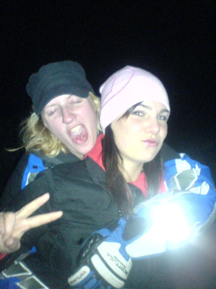 haha, den här bilden behöver ingen beskrivning :. Foto: Mattias Ris. Åkare: Camilla Collin och Malin Thorildsson.