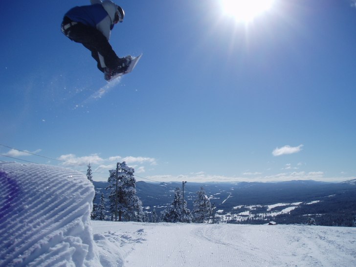 Goa hopp. Foto: Albin wärnelöv. Åkare: Kalle blomgren.