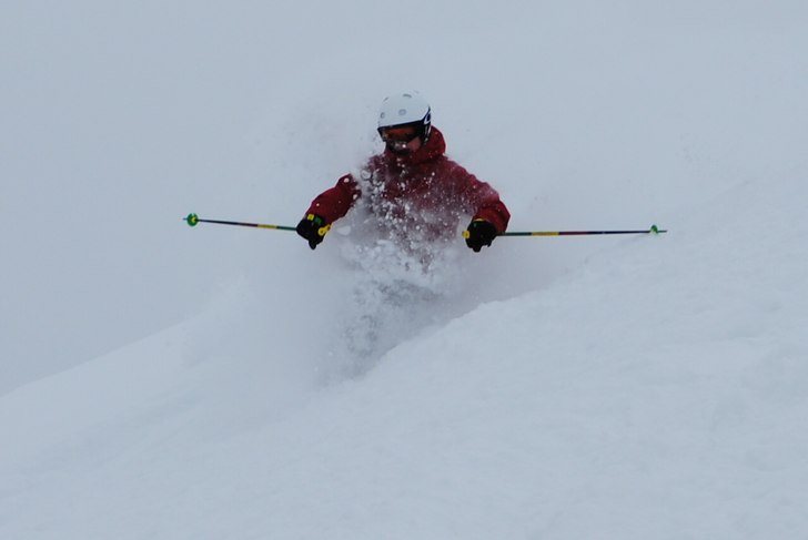Riktigt härliga puder åk idag.. Foto: Kajsa Gehlin. Åkare: Axel Svensson.