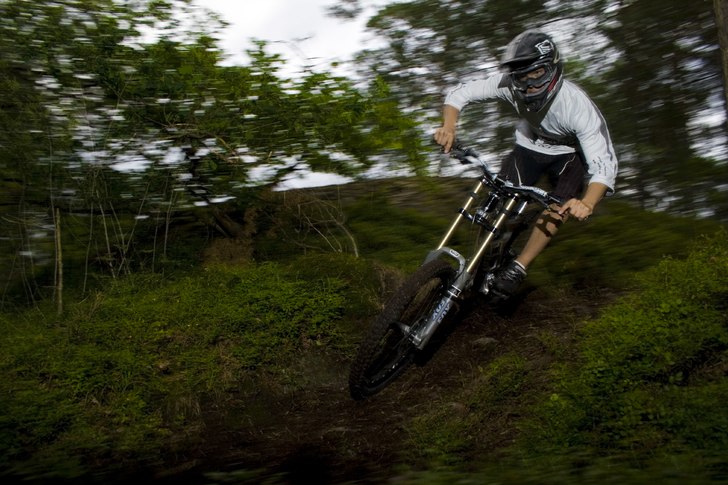 Kötta berm.. Foto: Simon Berggren. Åkare: Erik Nyberg.