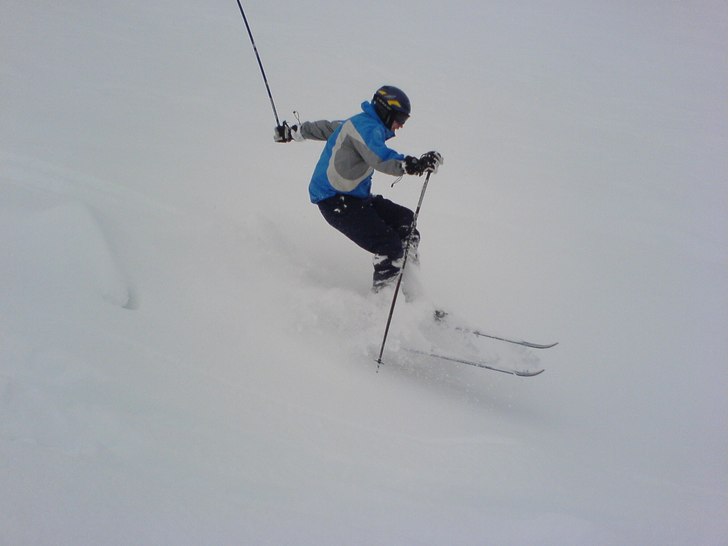 Foto: Mikael Jönsson. Åkare: Magnus Jönsson.