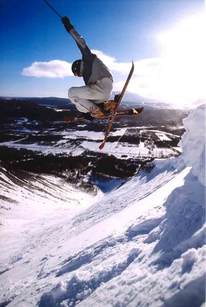 Warpan bränner i Storgrova. Foto: Johan Franzén. Åkare: Oskar Sundblad.
