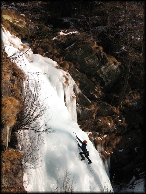 Sista pitchen i trevligt väder med smöris.. Foto: Christian Türk. Åkare: Andrea.